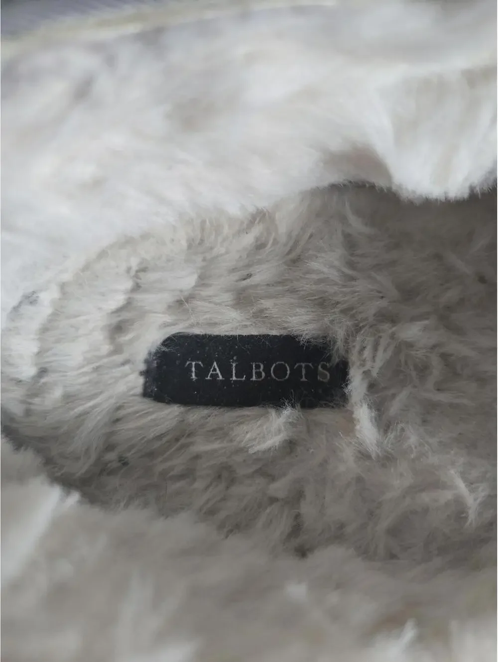 Talbots Christmas Golden Retriever Embroidered Wool Blend Slippers Size 8 - Picture 3 of 5